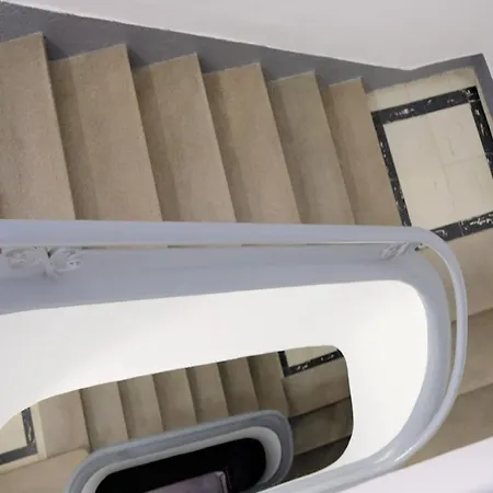 Διαμέρισμα Charming In Overlooking The *