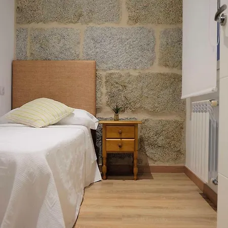Apartament Charming In Overlooking The Ourense