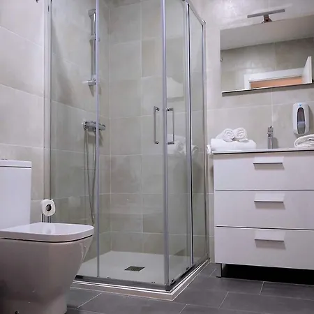 Apartament Charming In Overlooking The Ourense