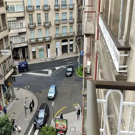 Apartament Charming In Overlooking The Ourense