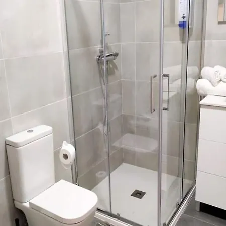 Charming In Overlooking The Apartament Ourense