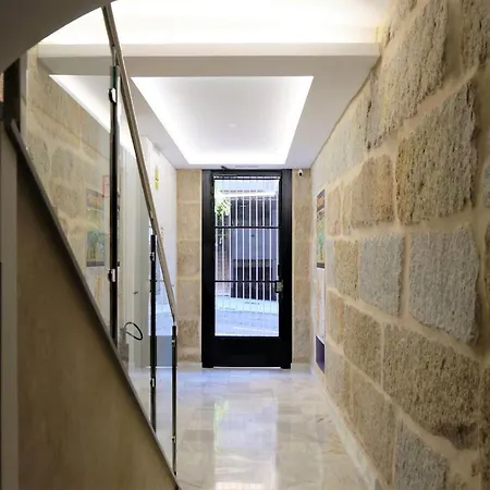 Charming In Overlooking The Apartament Ourense
