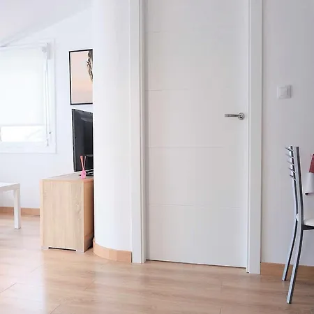 Apartament Charming In Overlooking The